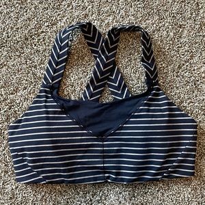 Lululemon On Your Way Bra sz 8 navy & gray